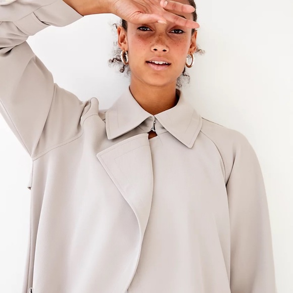 Babaton Lawson Trench Coat - Picture 13 of 14